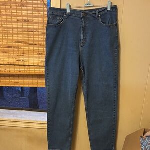 L.L. Bean Ladies Straight Jeans . Size 20 Tall. EUC